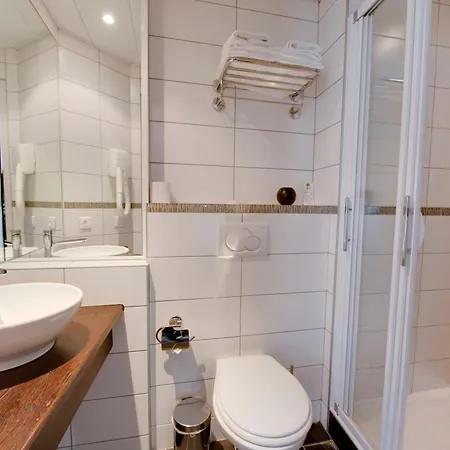 Source Hotel 3*