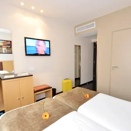 Source Hotel Parigi