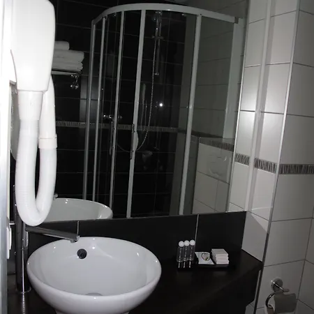 Source Hotel