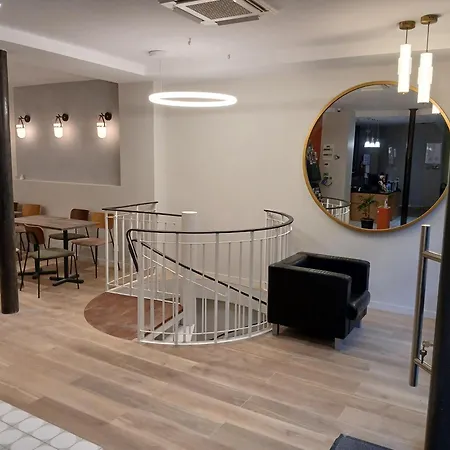 Source Hotel Parigi