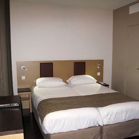 Source Hotel Parigi