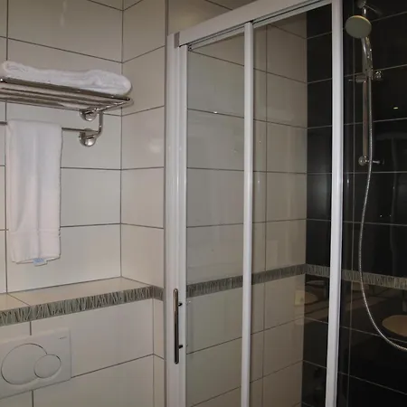 Hotel Source