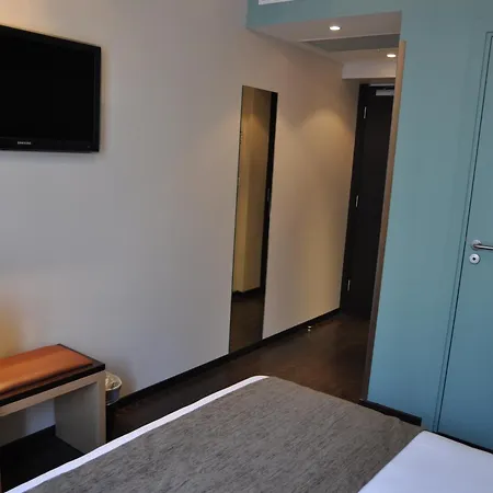 Hotel Source