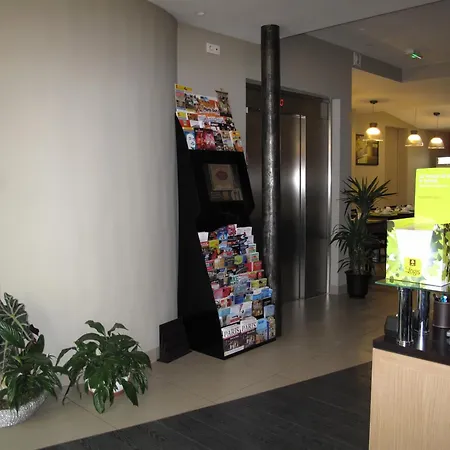 Hotel Source